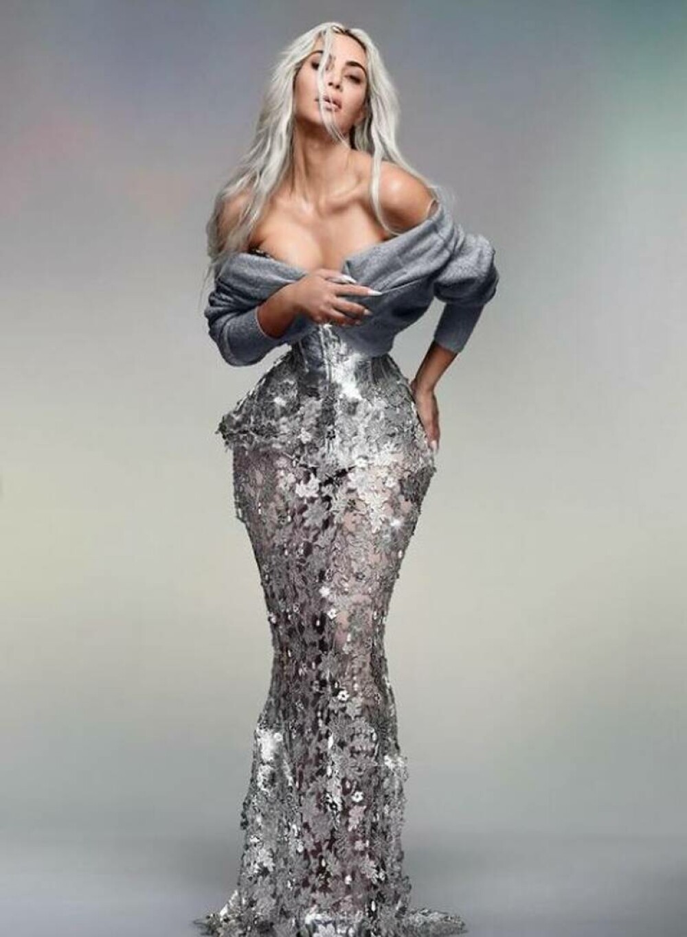 „Câte coaste și-a scos?”. Controversa din jurul corsetului lui Kim Kardashian care i-a făcut o talie minusculă | FOTO - Imaginea 5