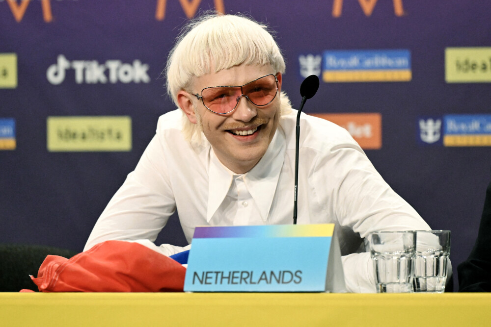 Motivul pentru care reprezentantul Olandei la Eurovision nu a participat la repetițiile dinaintea finalei - Imaginea 2