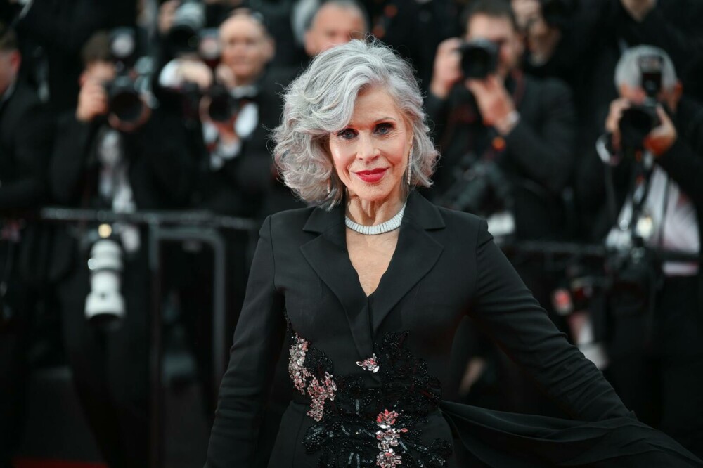 Jane Fonda a furat toată atenția la Festivalul de la Cannes. Actrița de 86 de ani a avut o apariție radiantă. GALERIE FOTO - Imaginea 1