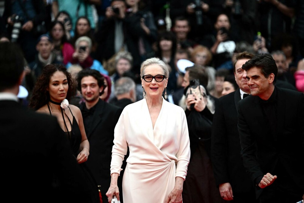 Meryl Streep, recompensată cu un Palme d'Or la festivalul de Film de la Cannes. „Sunt fericită că nu v-aţi plictisit de mine” - Imaginea 15