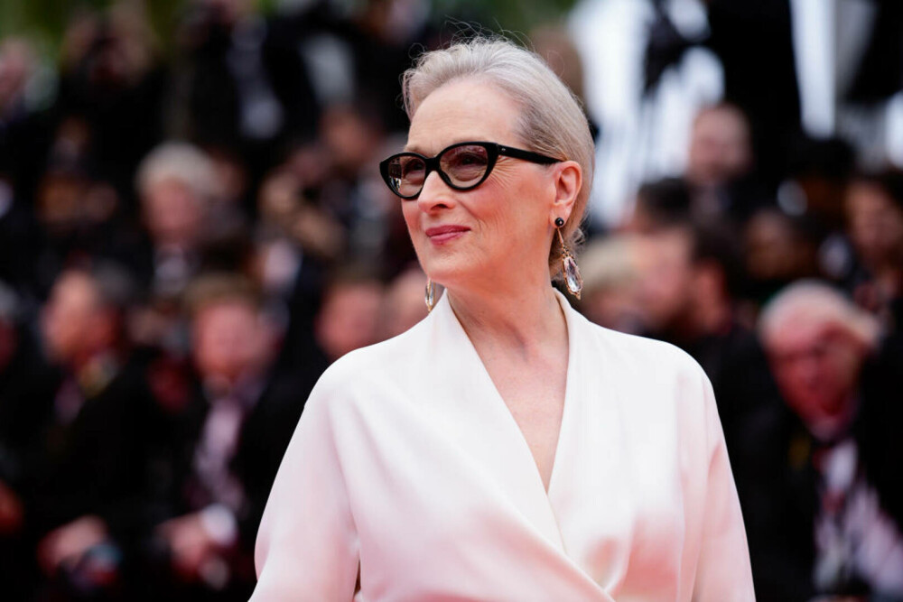 Ținute spectaculoase la Festivalul de Film de la Cannes 2024. Vedetele care au făcut senzație pe covorul roșu | FOTO - Imaginea 2