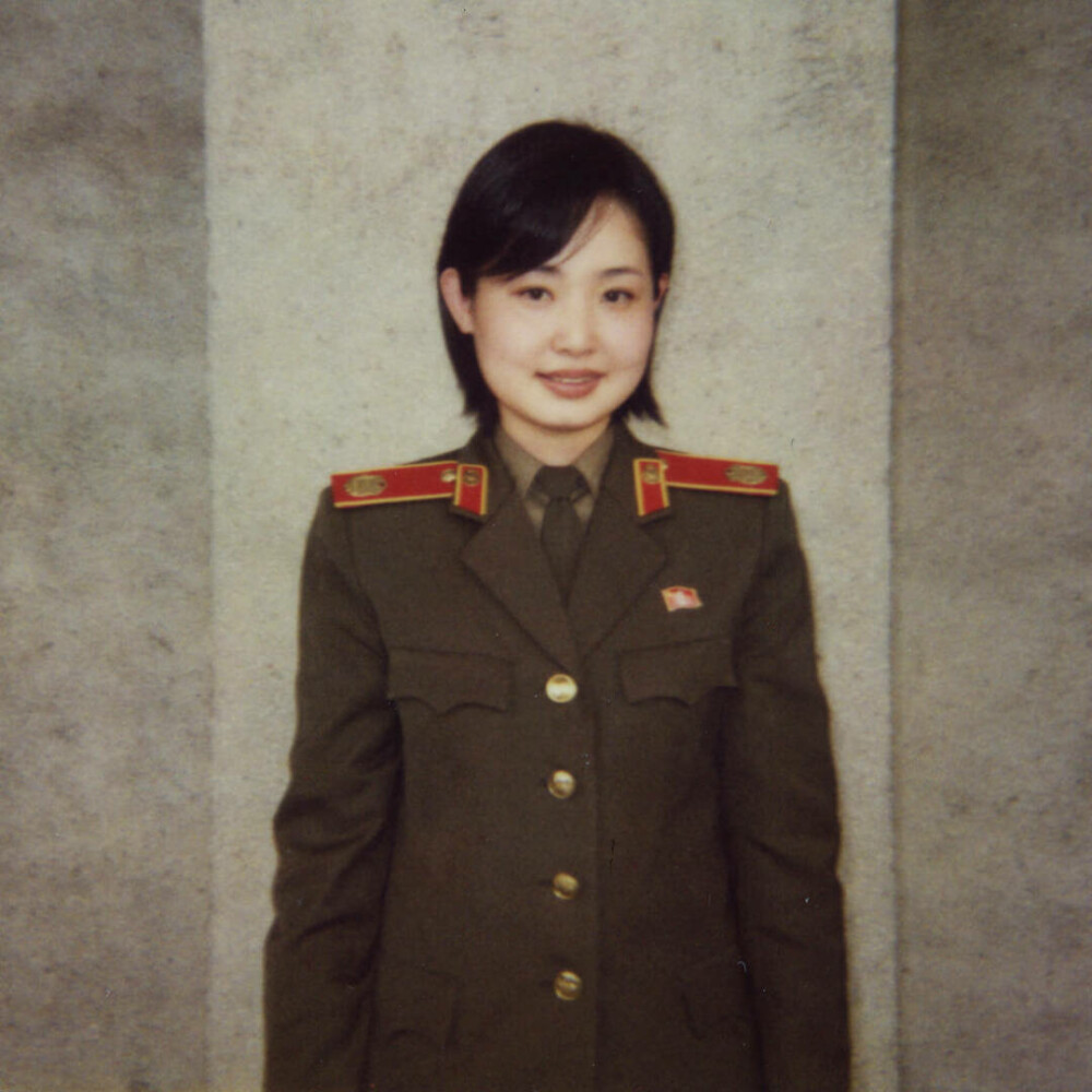 Fotografii rare din interiorul armatei ultrasecrete a Coreei de Nord. Ce rol au femeile în industria de apărare | FOTO - Imaginea 29