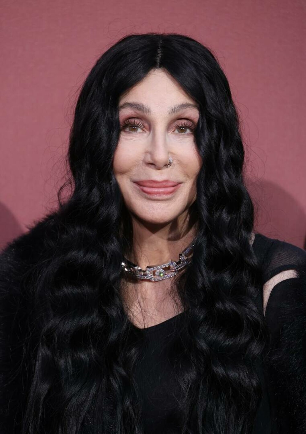 Cher și iubitul cu 40 de ani mai tânăr, sărut pe covorul roșu. Cuplul a furat toate privirile | GALERIE FOTO - Imaginea 10