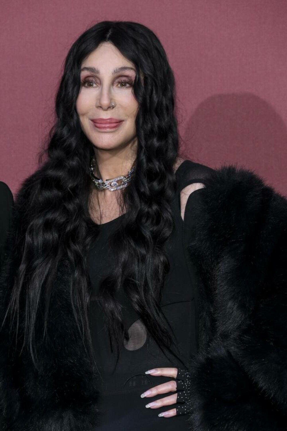 Cher și iubitul cu 40 de ani mai tânăr, sărut pe covorul roșu. Cuplul a furat toate privirile | GALERIE FOTO - Imaginea 12