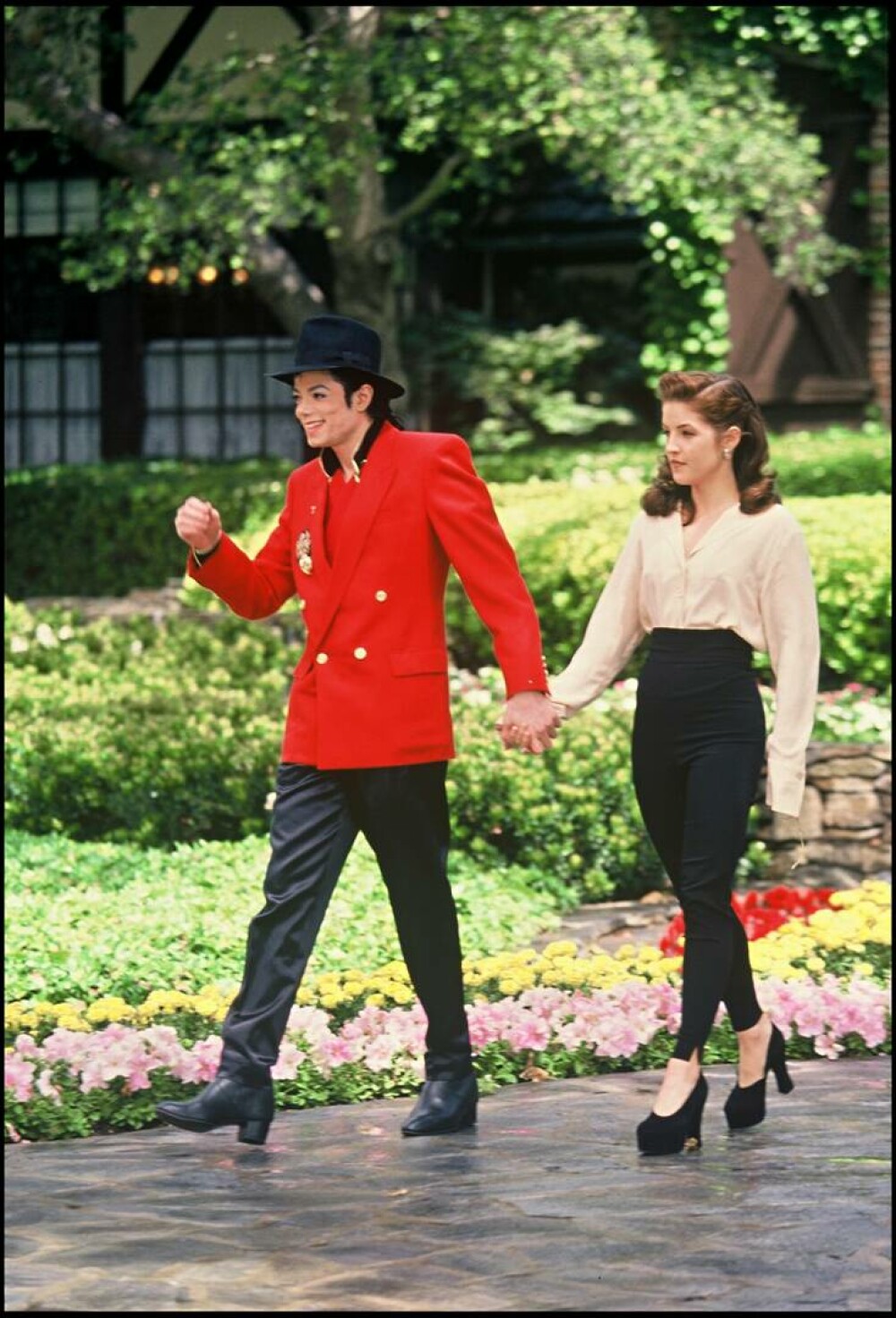 Se împlinesc 30 de ani de când Michael Jackson și Lisa Marie Presley s-au căsătorit în secret. GALERIE FOTO - Imaginea 1
