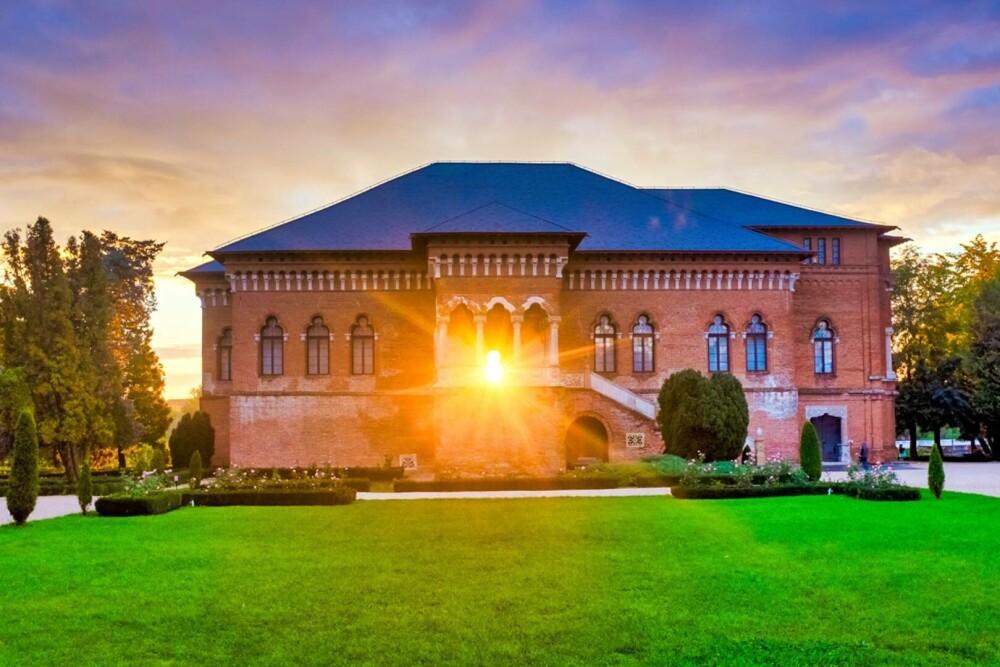 Palatul Mogoșoaia, locul din apropierea Bucureștiului unde poți evada de agitația orașului - Imaginea 2