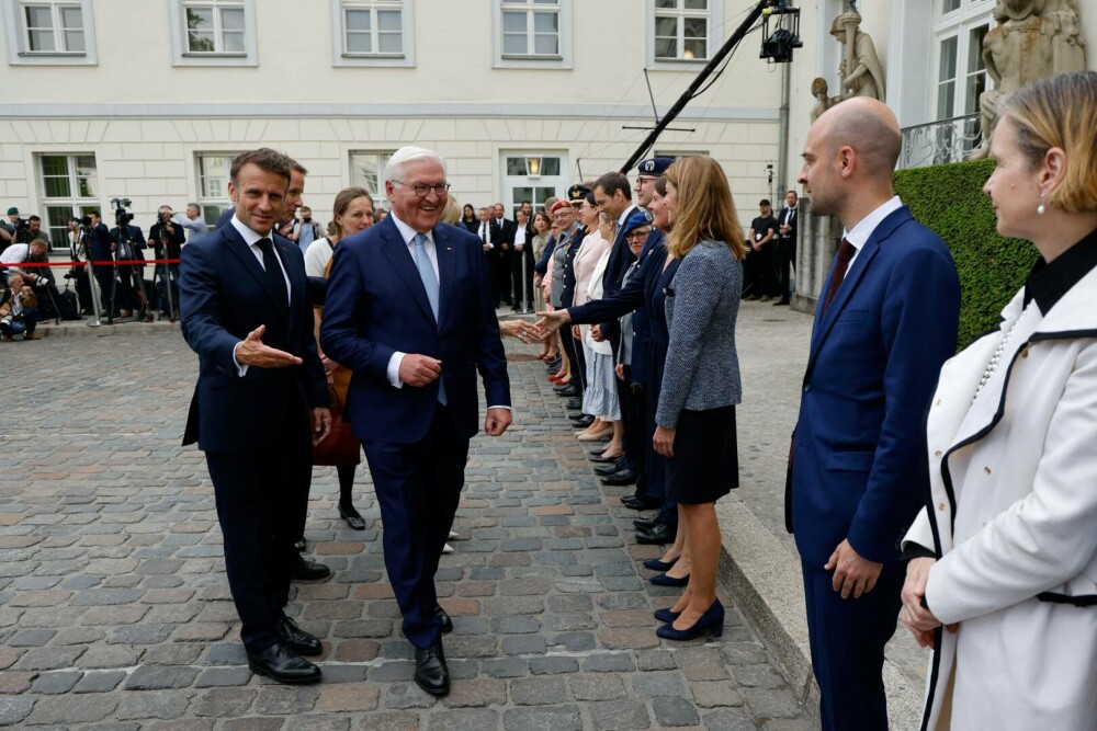 Într-o vizită de stat la Berlin, preşedintele Macron a spus că relaţiile franco-germane sunt „indispensabile” - Imaginea 3