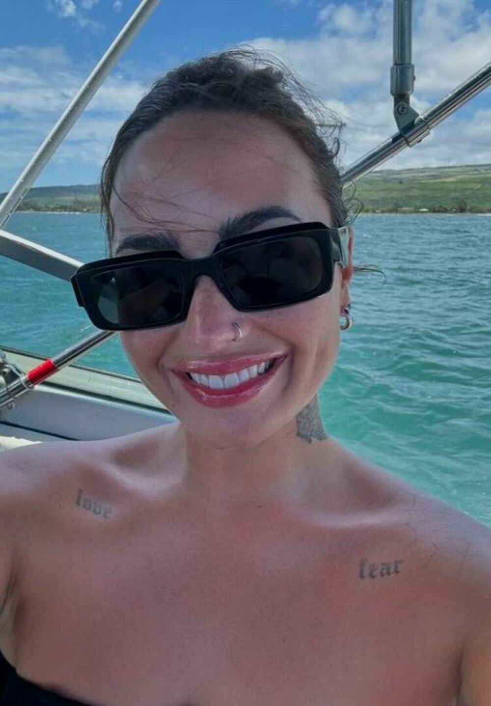 Cum arată Demi Lovato fără machiaj. Imagini din intimitatea vedetei, din vacanța din Hawaii | FOTO - Imaginea 7
