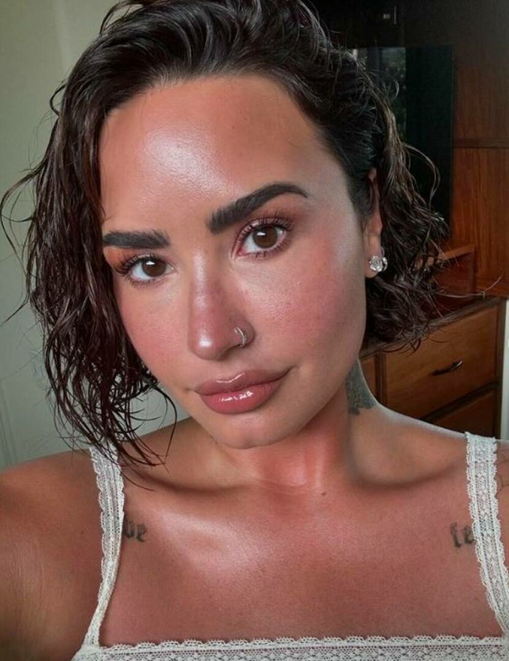 Cum arată Demi Lovato fără machiaj. Imagini din intimitatea vedetei, din vacanța din Hawaii | FOTO - Imaginea 8