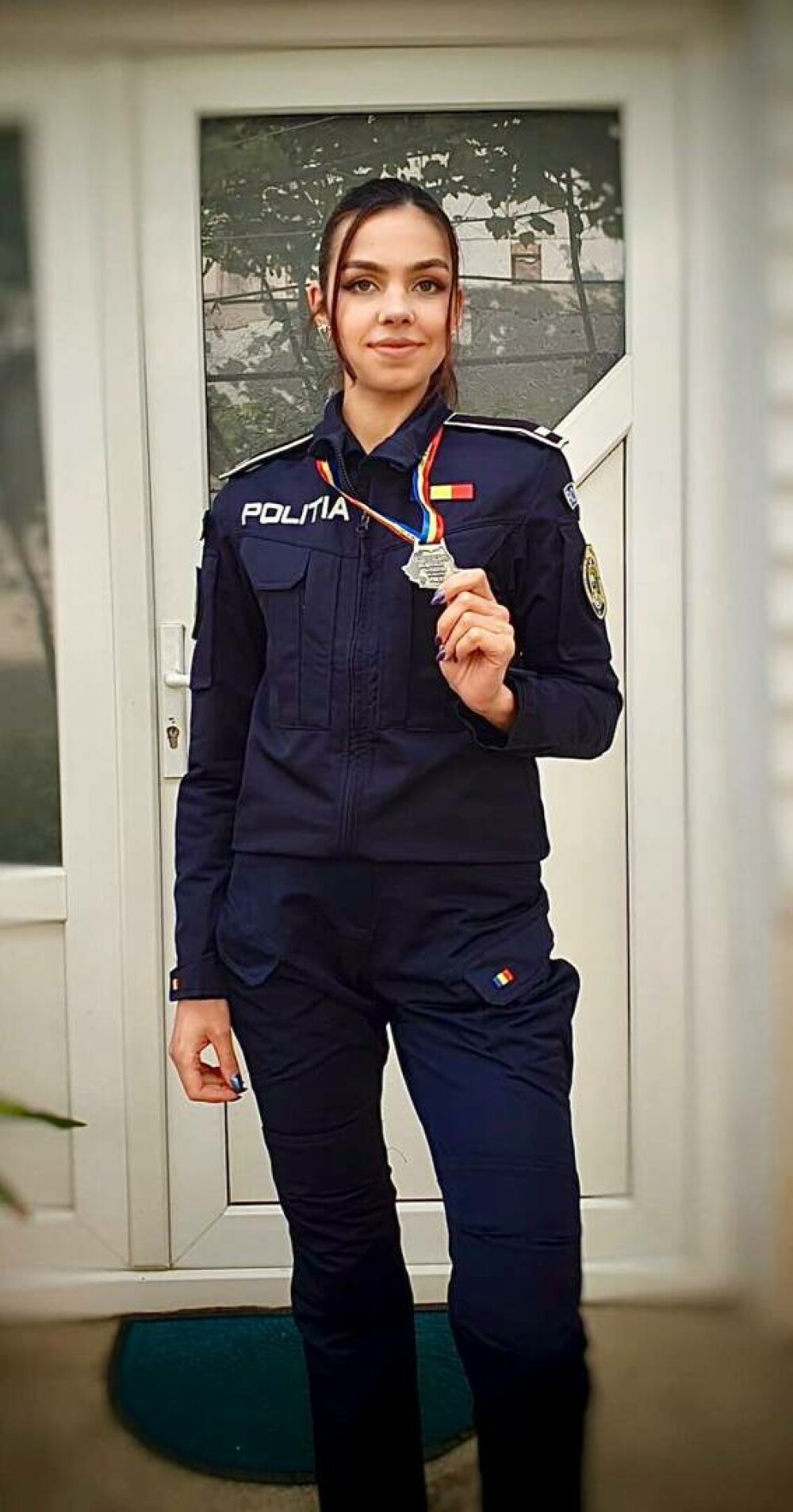 Cum arată o polițistă din Neamț vicecampioană la fitness și culturism. Colegii s-au obișnuit cu dieta ei FOTO & VIDEO - Imaginea 3