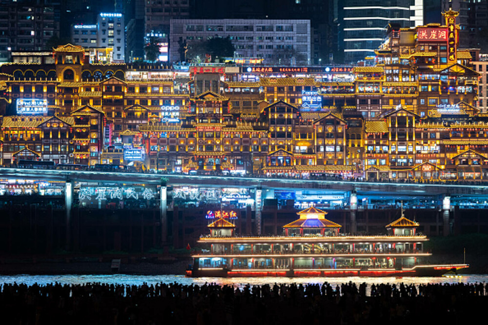 Cum arată orașul chinez care produce jumătate din laptopurile lumii. Lumina soarelui este un lux | GALERIE FOTO - Imaginea 20