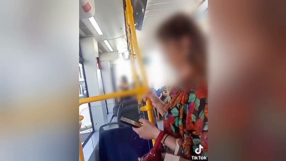 Un bărbat s-a postat pe Tiktok în timp ce hărțuia o tânără în tramvai, în Cluj. A fost reținut - Imaginea 2