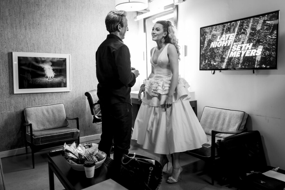 Blake Lively a atras toate privirile pe străzile din New York. Ce ținută a purtat actrița. GALERIE FOTO - Imaginea 11