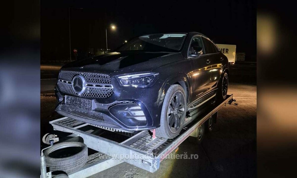 Un șofer a rămas fără mașina de 100.000 euro după un control în trafic. Ce au descoperit poliţiştii din Giurgiu. FOTO - Imaginea 1