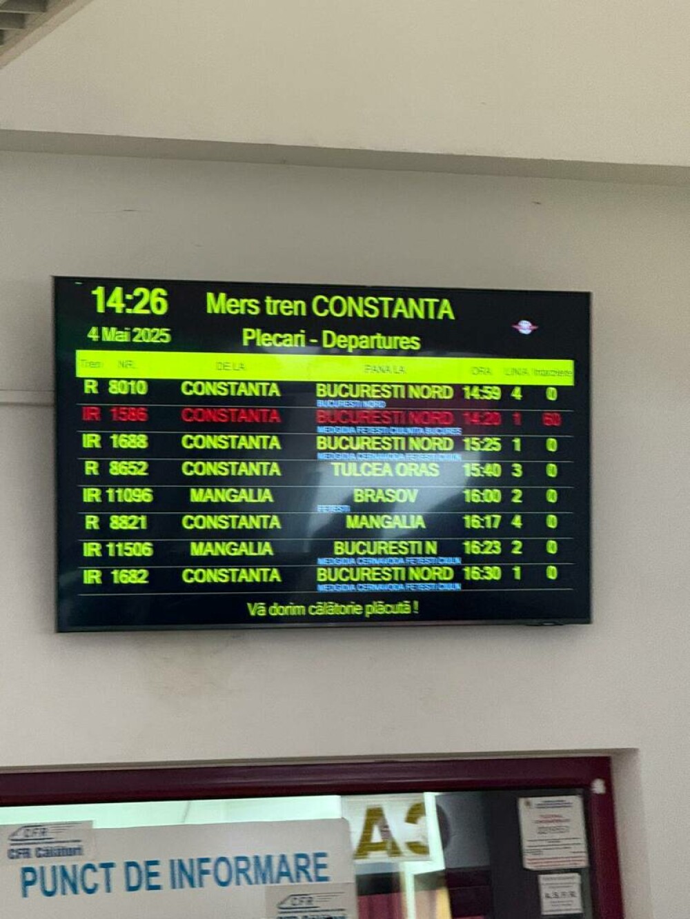 Accident feroviar în gara din Constanța. Șapte persoane au fost duse la spital după ce două trenuri s-au lovit. VIDEO - Imaginea 2