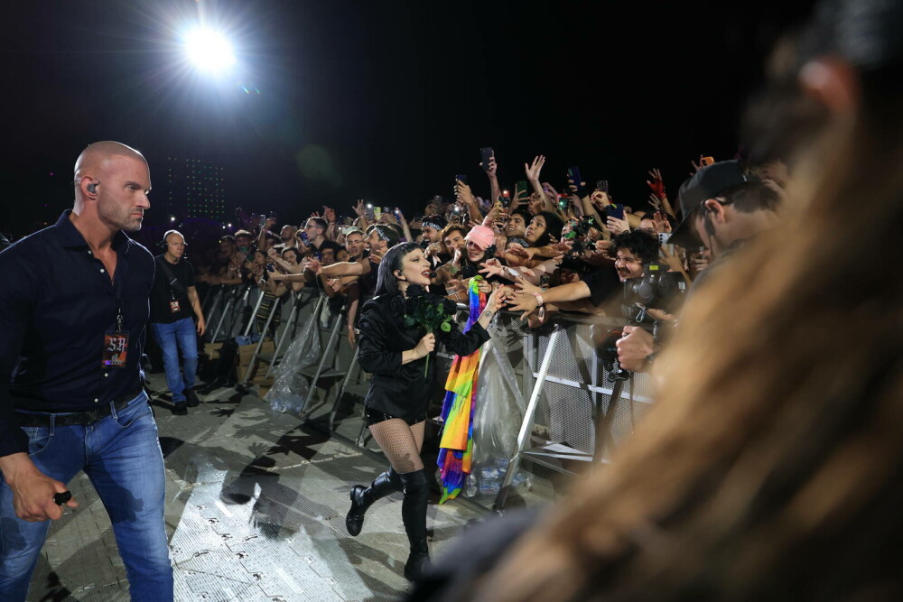 Atac cu bombă dejucat la concertul susținut de Lady Gaga în Brazilia. Peste 2,1 milioane de persoane au fost prezente. FOTO - Imaginea 4
