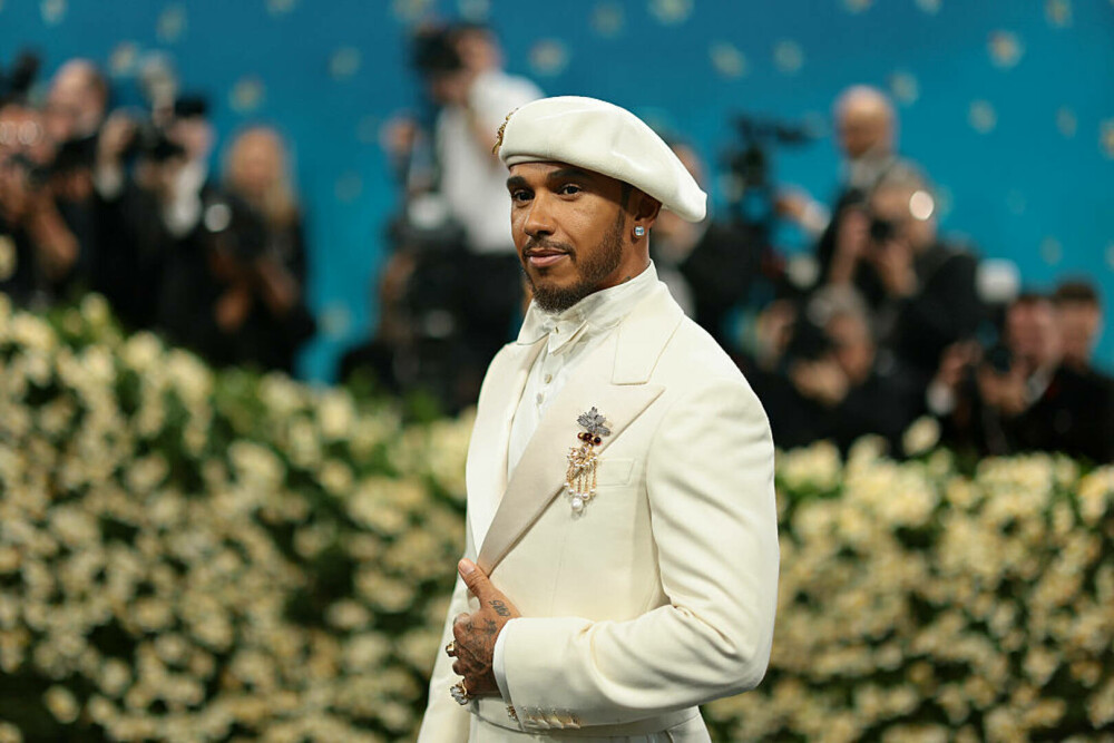 Cele mai spectaculoase ținute de la Met Gala 2025. Vedetele care au făcut furori cu apariții extravagante | FOTO - Imaginea 19