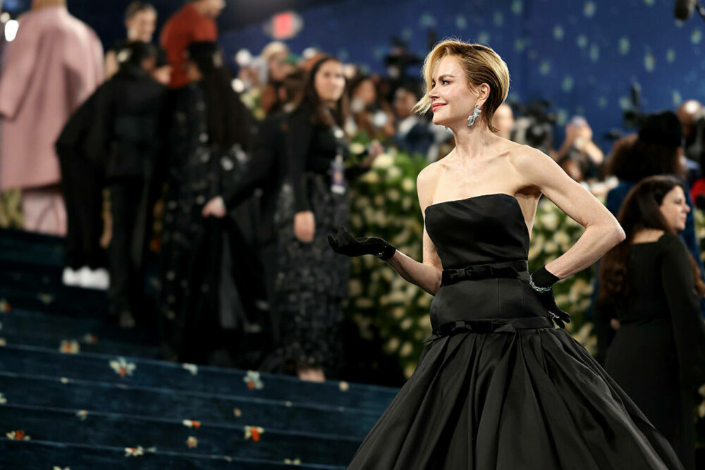 Cele mai spectaculoase ținute de la Met Gala 2025. Vedetele care au făcut furori cu apariții extravagante | FOTO - Imaginea 65