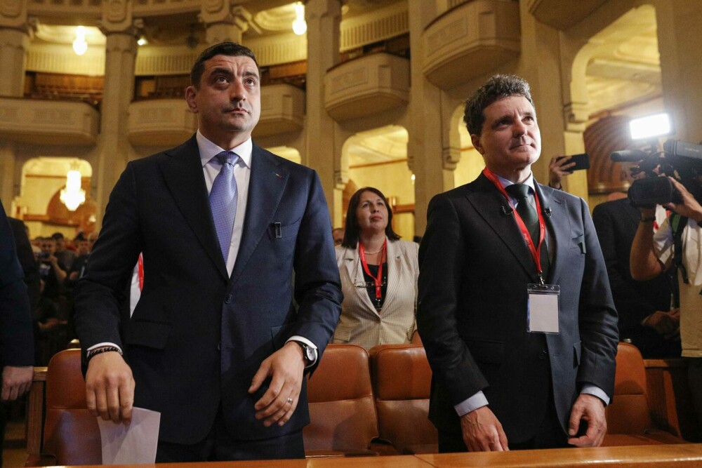 VIDEO. Prima confruntare publică între candidații Nicușor Dan și George Simion a avut loc la congresul BNS - Imaginea 1