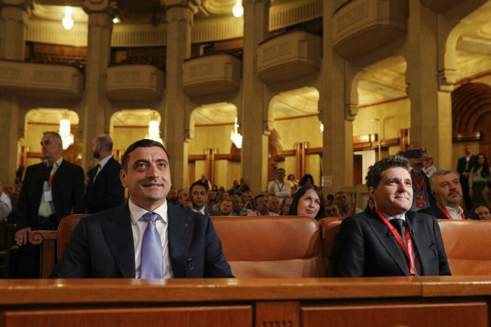 VIDEO. Prima confruntare publică între candidații Nicușor Dan și George Simion a avut loc la congresul BNS - Imaginea 4