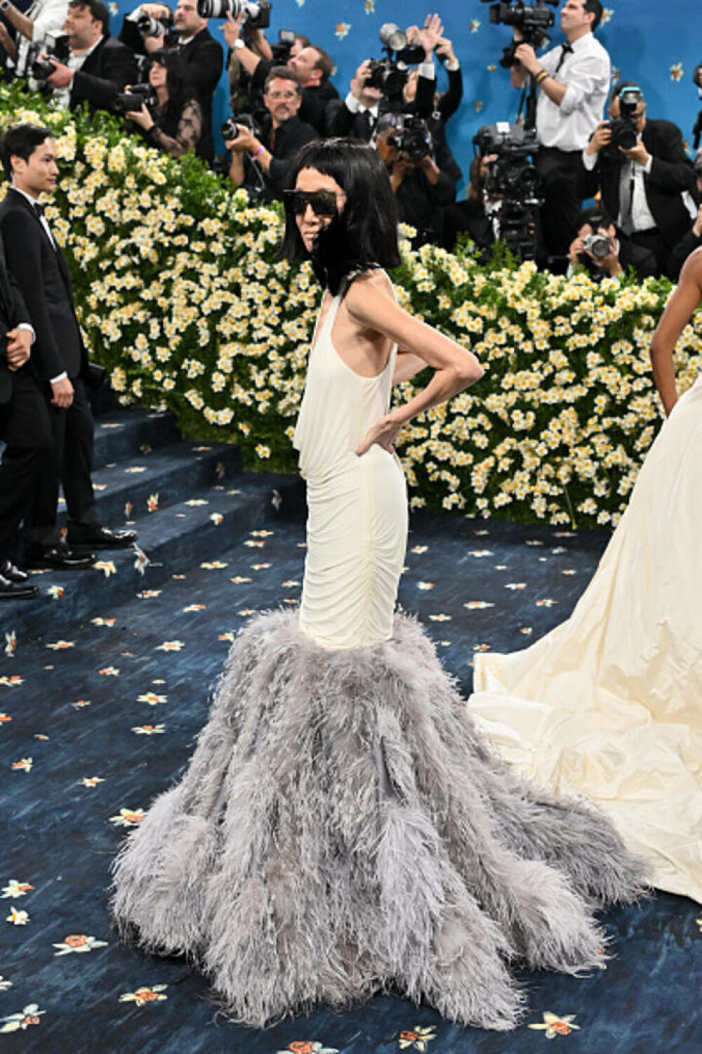 Vera Wang, apariție spectaculoasă la petrecerea aniversară de 76 de ani. Ce ținută a purtat. FOTO - Imaginea 22