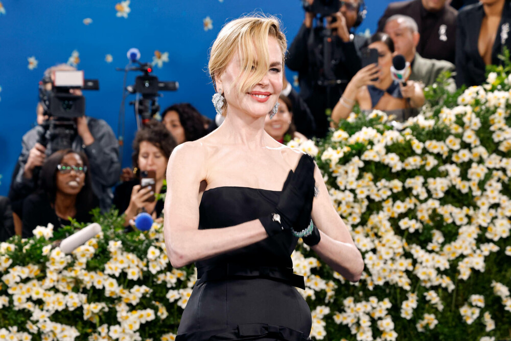 Nicole Kidman, probleme neașteptate pe covorul roșu de la Cannes. Ce i s-a întâmplat actriței - Imaginea 15