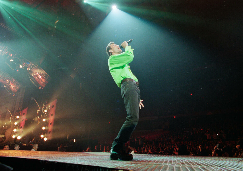 Enrique Iglesias împlinește 50 de ani. Cum a devenit una dintre cele mai mari vedete ale muzicii latino. GALERIE FOTO - Imaginea 7