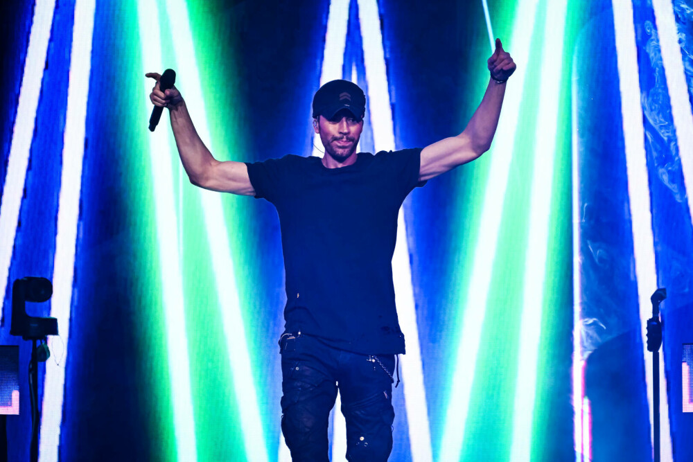 Enrique Iglesias împlinește 50 de ani. Cum a devenit una dintre cele mai mari vedete ale muzicii latino. GALERIE FOTO - Imaginea 16