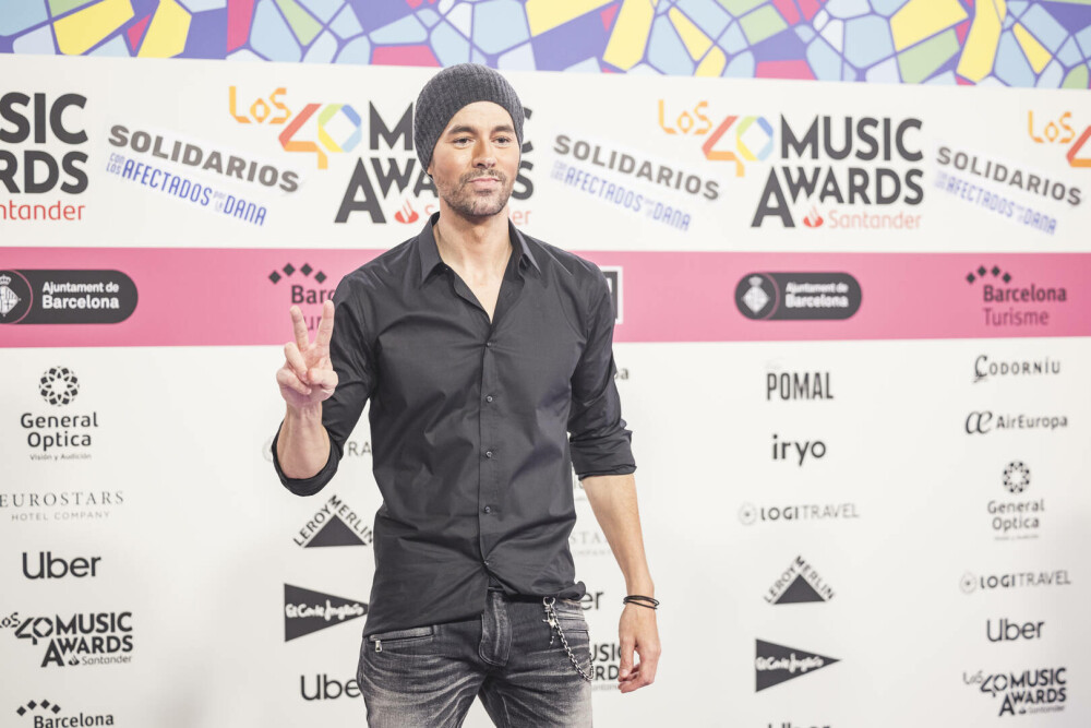 Enrique Iglesias împlinește 50 de ani. Cum a devenit una dintre cele mai mari vedete ale muzicii latino. GALERIE FOTO - Imaginea 17
