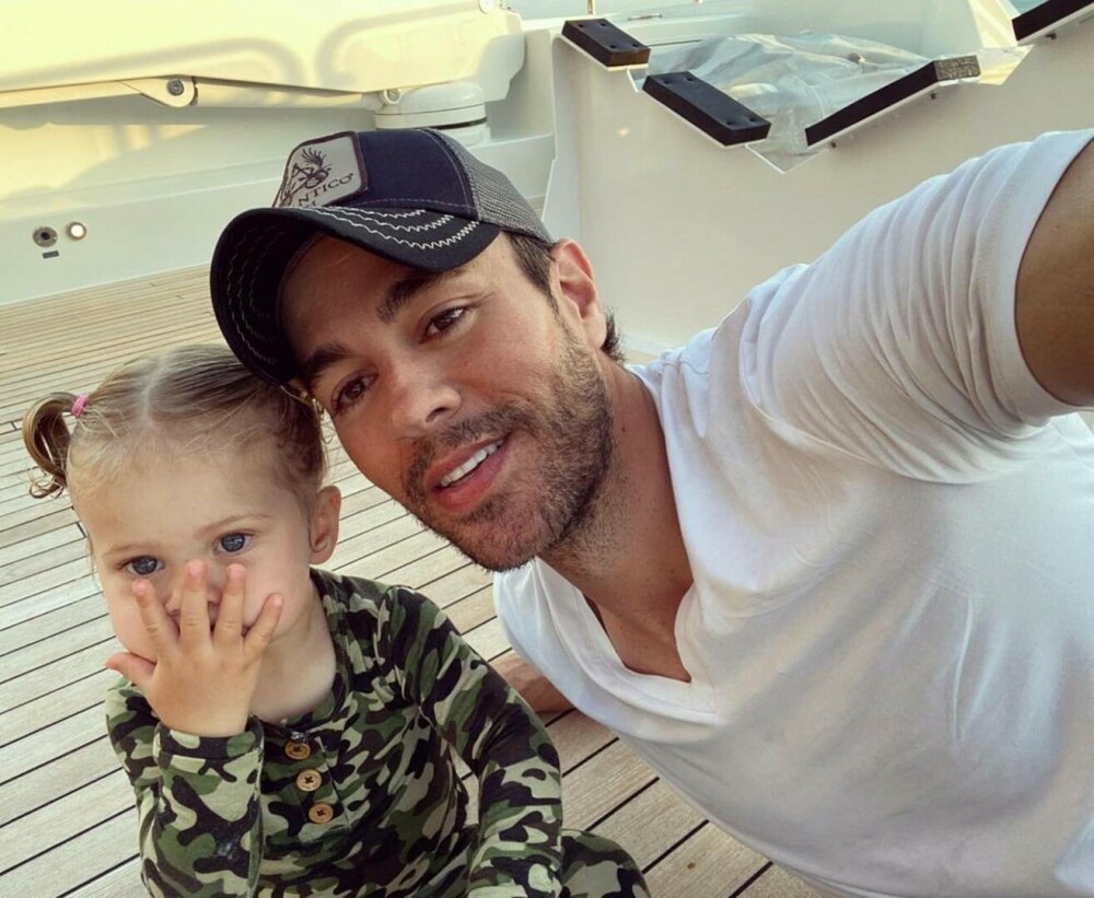 Enrique Iglesias împlinește 50 de ani. Cum a devenit una dintre cele mai mari vedete ale muzicii latino. GALERIE FOTO - Imaginea 33