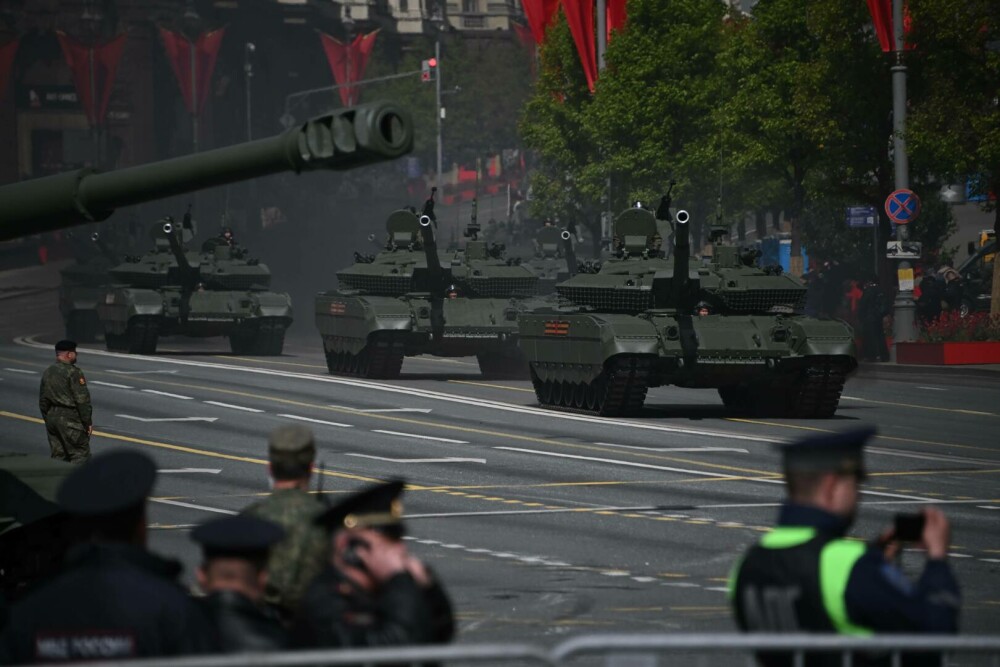 Mașinării ucigașe vor defila în Piața Roșie de Ziua Victoriei. Tancuri, drone și rachete care fac ravagii în Ucraina | FOTO - Imaginea 20
