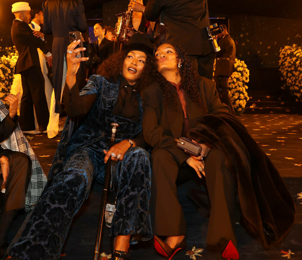 Ce vedete au încălcat regulile de la Met Gala și au stârnit controverse în mediul online - Imaginea 4