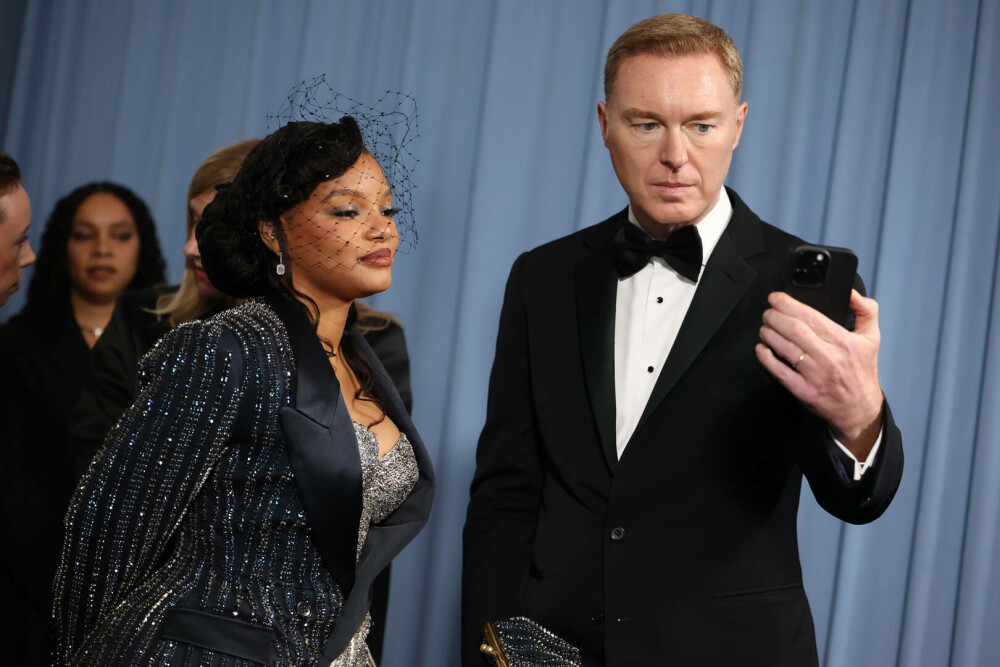 Ce vedete au încălcat regulile de la Met Gala și au stârnit controverse în mediul online - Imaginea 7