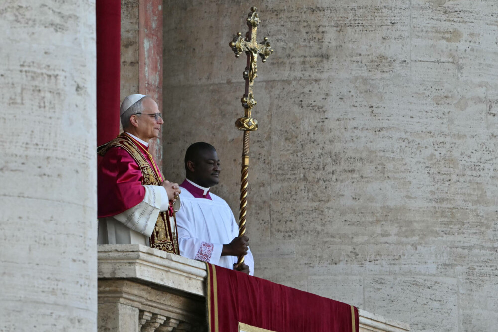 Cardinalul Robert Francis Prevost a fost ales noul Papă. Este primul american ales Suveran Pontif - Imaginea 2