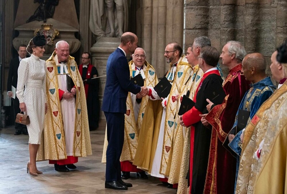 Prințesa Kate, apariție plină de eleganță alături de Familia Regală la ceremonia de Ziua Victoriei în Europa. GALERIE FOTO - Imaginea 17