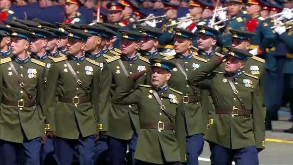 Rusia a marcat Ziua Victoriei la Moscova cu o paradă în plin război. Putin, demonstrație de forță în Piața Roșie, cu aliații - Imaginea 2