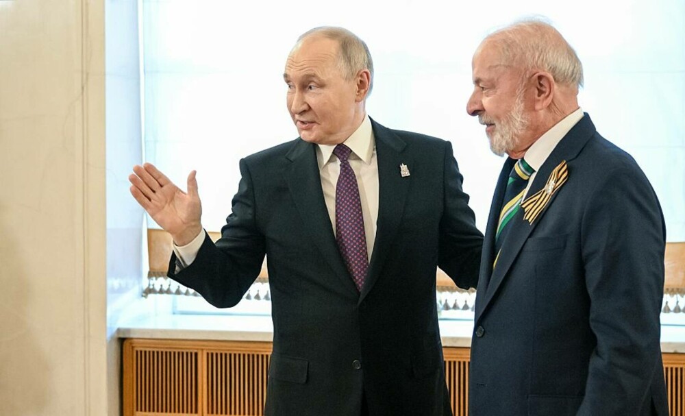 Rusia a marcat Ziua Victoriei la Moscova cu o paradă în plin război. Putin, demonstrație de forță în Piața Roșie, cu aliații - Imaginea 9