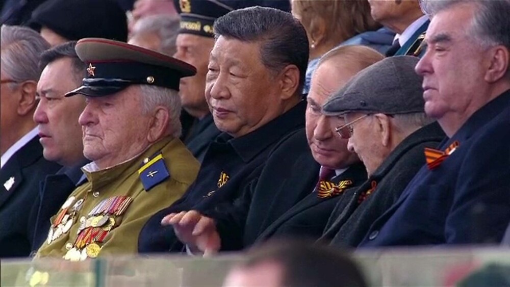 Rusia a marcat Ziua Victoriei la Moscova cu o paradă în plin război. Putin, demonstrație de forță în Piața Roșie, cu aliații - Imaginea 28