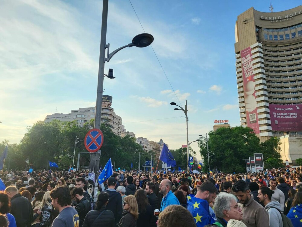 Miting proeuropean în Bucureşti, dar şi în marile oraşe ale României. ”Diaspora, nu da. România e şi a ta!”. VIDEO - Imaginea 11