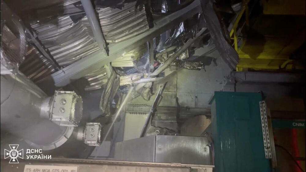 Agenția Internațională pentru Energie Atomică a descoperit sute de găuri în sarcofagul centralei nucleare de la Cernobîl - Imaginea 2