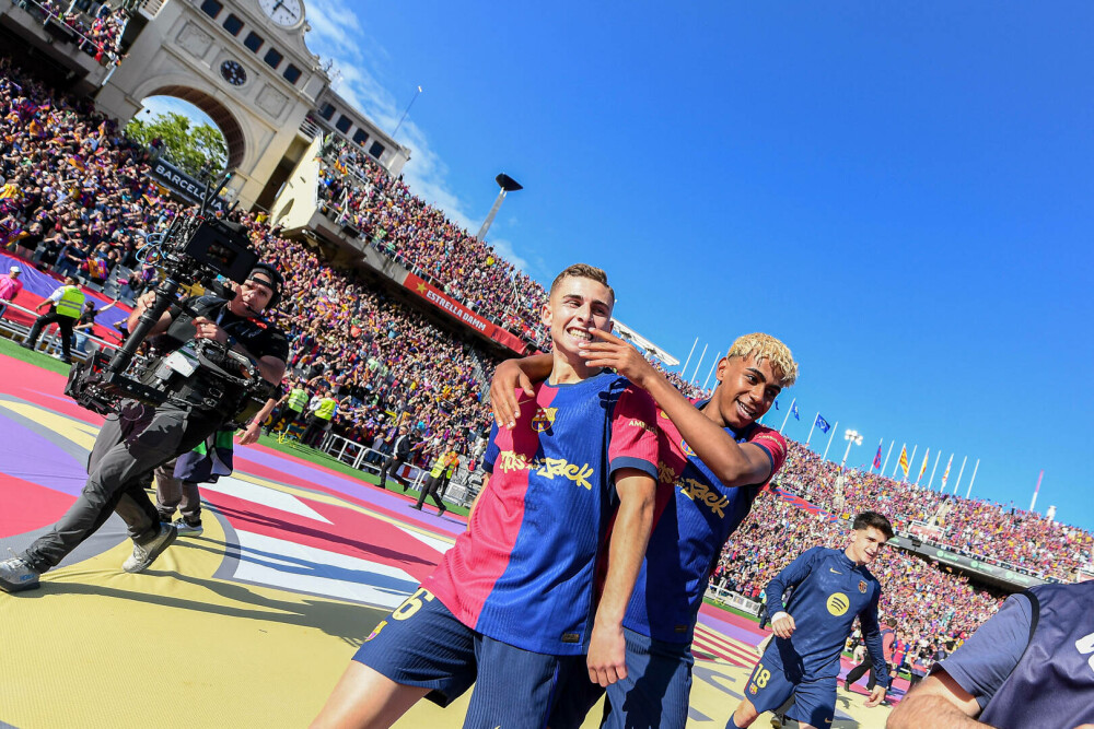 FC Barcelona, tot mai aproape de titlu în La Liga, după o victorie dramatică cu Real Madrid - Imaginea 11
