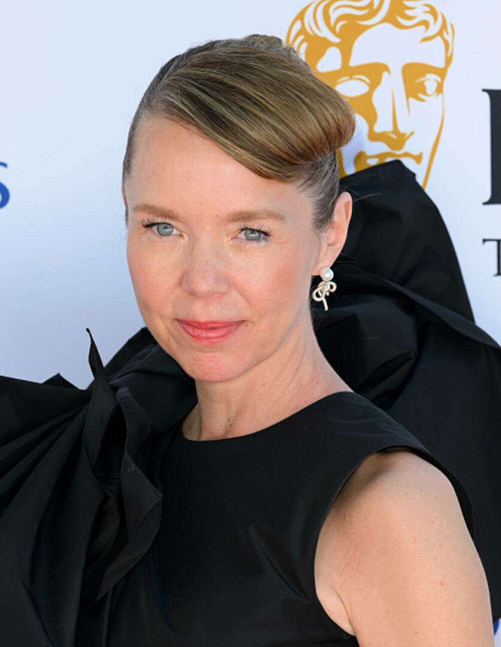 Cele mai bine îmbrăcate vedete la Premiile BAFTA TV 2025. Lista completă a câștigătorilor. GALERIE FOTO - Imaginea 85