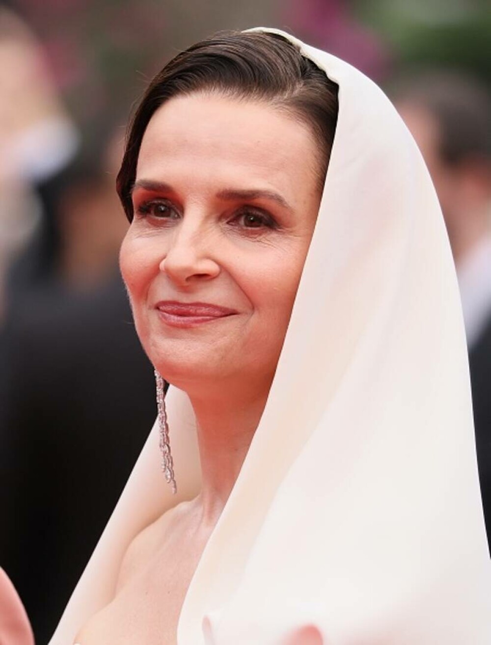 Cele mai strălucitoare apariții de pe covorul roșu de la Festivalul de Film de la Cannes 2025. GALERIE FOTO - Imaginea 2