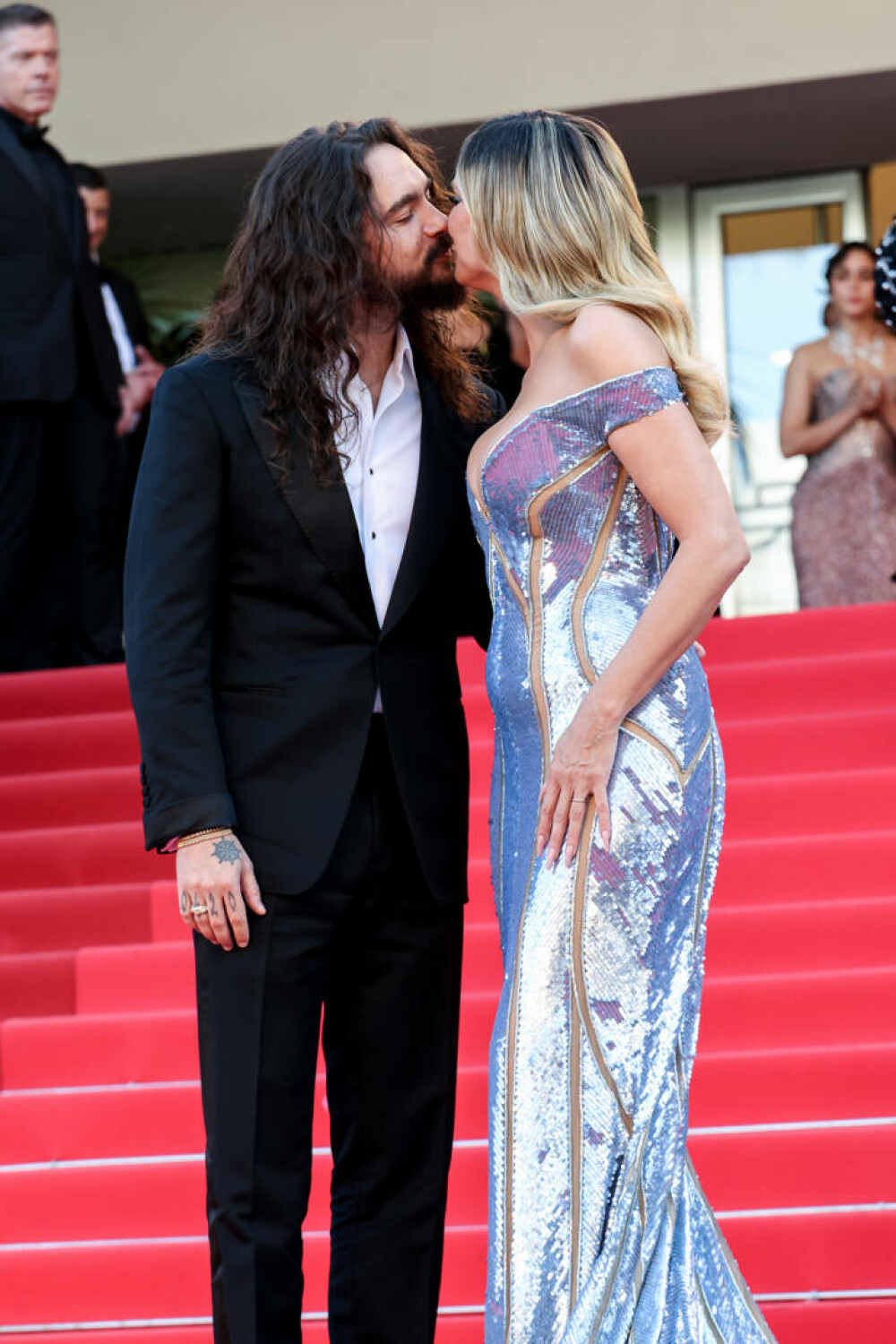 Heidi Klum a făcut furori pe covorul roșu la Cannes 2025, alături de soțul său. Ce ținută a purtat. GALERIE FOTO - Imaginea 20