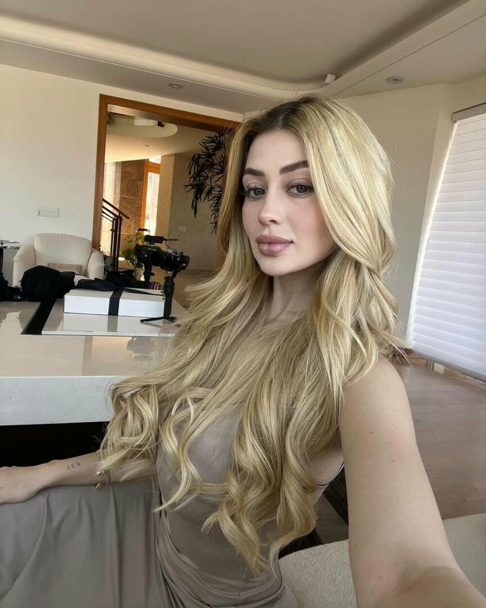 O tânără a fost ucisă în timpul unui live pe TikTok, după ce a primit un colet. Care ar fi motivul - Imaginea 6