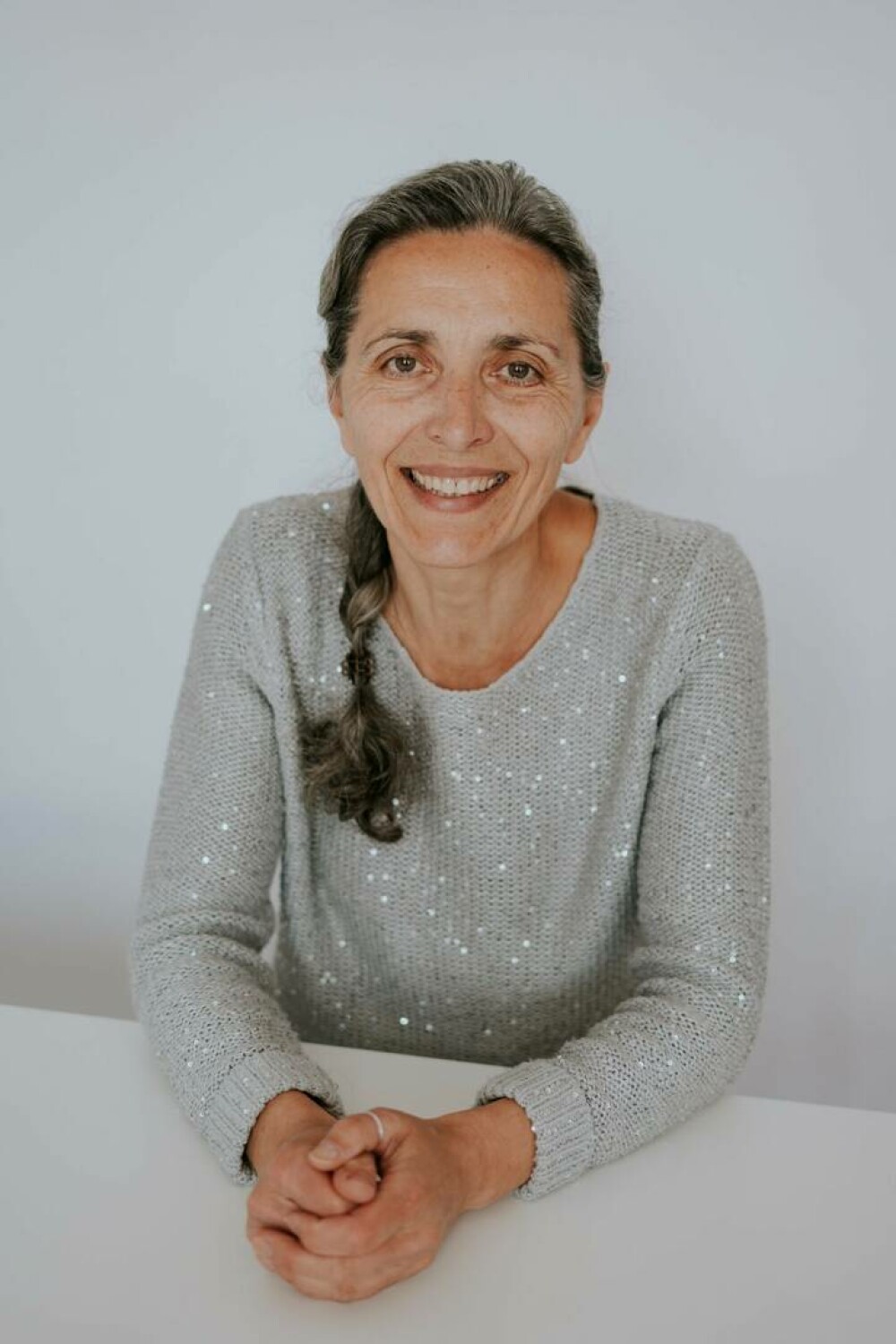 Aurelia Dascălu, „profa” de economie care te învață să nu-ți vinzi visurile ieftin - Imaginea 3