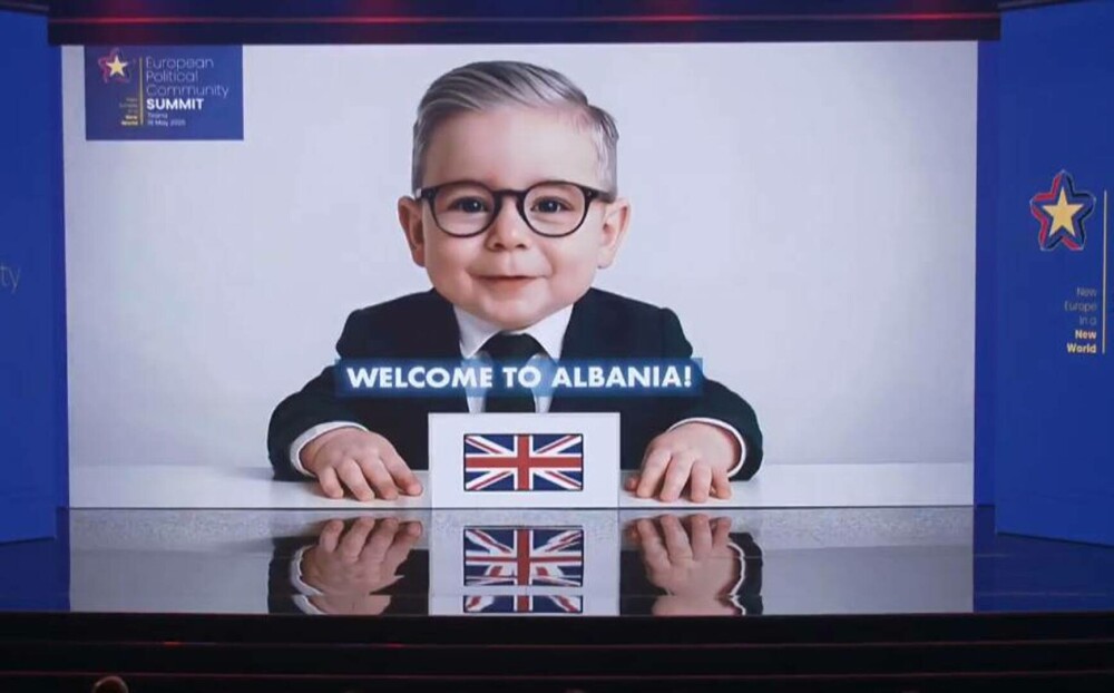 Start neobișnuit la summitul CPE din Tirana. Cei mai puternici oameni din Europa, transformații în bebeluși de AI - Imaginea 2