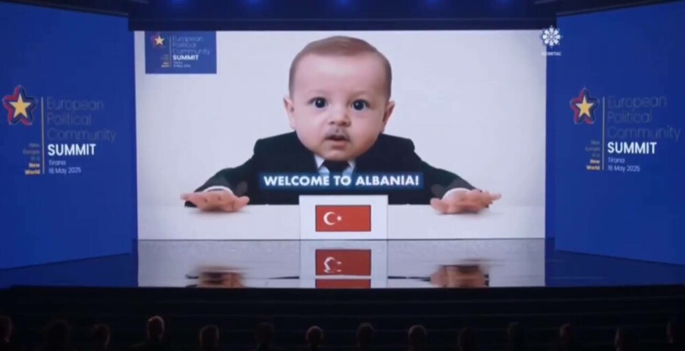 Start neobișnuit la summitul CPE din Tirana. Cei mai puternici oameni din Europa, transformații în bebeluși de AI - Imaginea 5