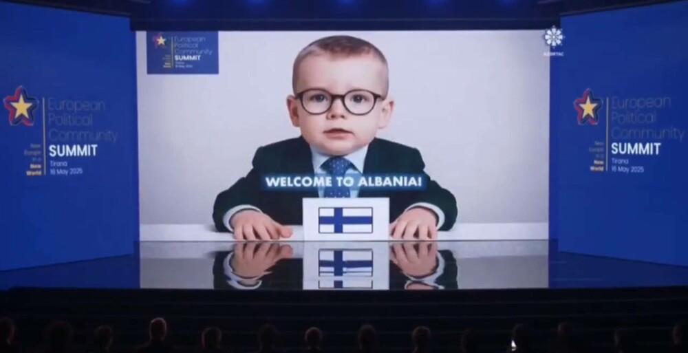 Start neobișnuit la summitul CPE din Tirana. Cei mai puternici oameni din Europa, transformații în bebeluși de AI - Imaginea 12