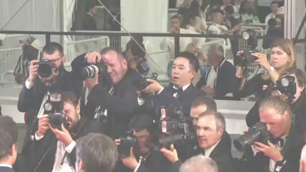 Festivalul de la Cannes continuă cu filme de top și ținute spectaculoase. Eva Longoria a făcut senzație pe covorul roșu. FOTO - Imaginea 35